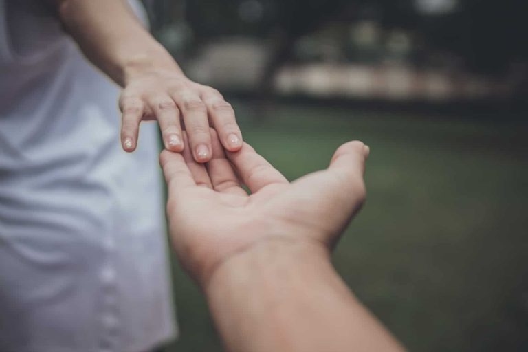 how to let go of someone you love